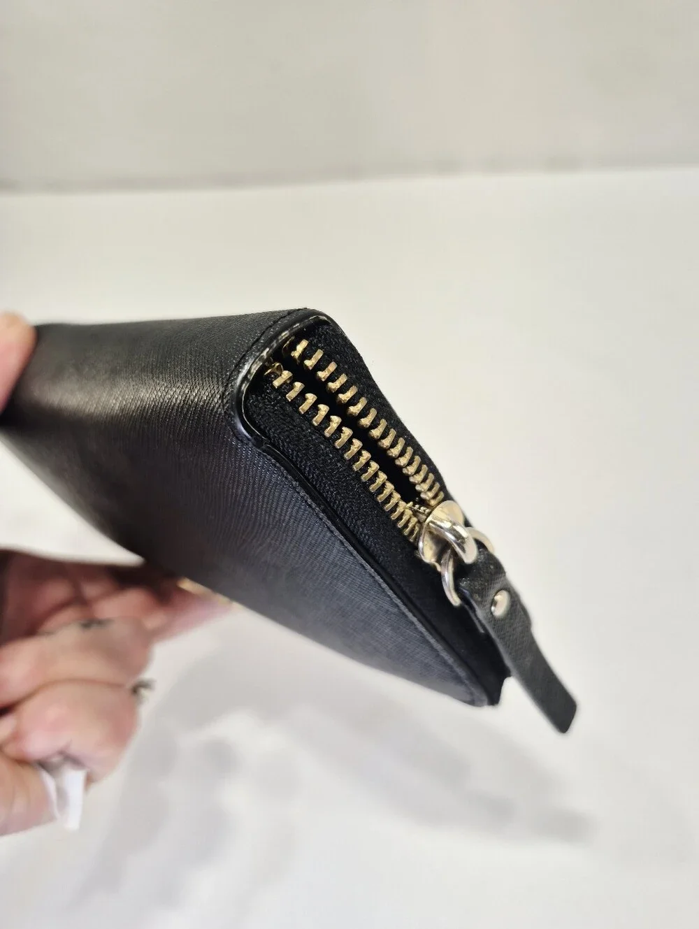 KATE SPADE Laurel Way Neda Saffiano Leather Large Black Ziparound Wallet